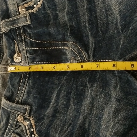 31 x 34 Miss Me Jeans - Picture 11 of 11